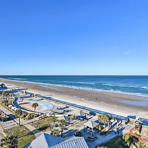  Apartment Oceanfront Resort-style Getaway - Walk To Beach! United States